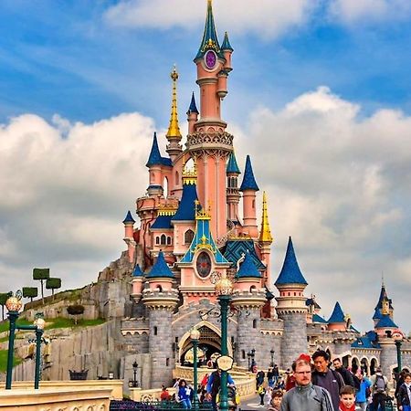 Studio Proche Disneyland Paris Marne-la-Vallee Bagian luar foto